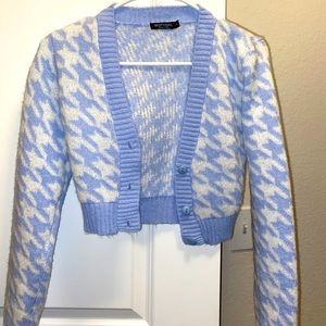 Nasty Gal cropped sweater/cardigan